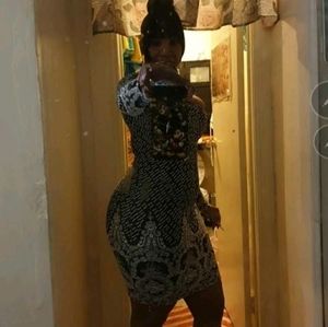 Meet your Posher, Claudia